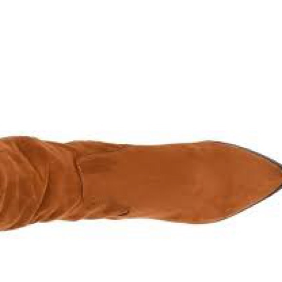 Over the knee boot - Picture 4 of 9